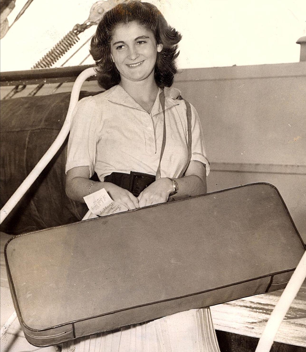 Kato Havas in 1939, on the Aquitania transatlantic ship, arriving in New York for her début in Carnegie Hall and USA concert tour